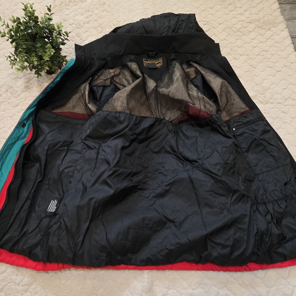 Eddie Bauer Red Vintage Gore-Tex Gorpcore Windbreaker Jacket, Size Small - Picture 14 of 15